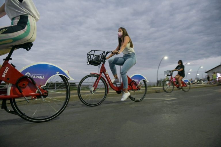 Presentaron Bicivía, el sistema de bicicletas públicas de Paraná