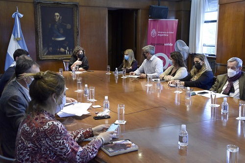 Vacunación covid: Se dará un segundo refuerzo a mayores de 50 años