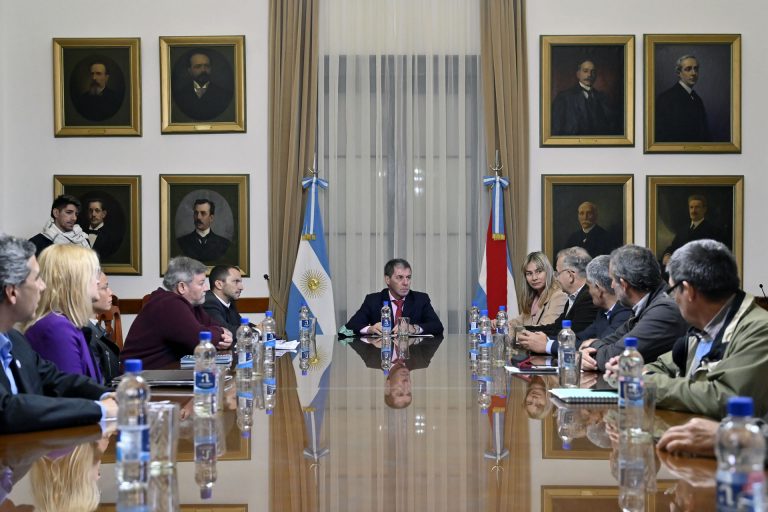 El gobierno recibió a la Mesa de la Cadena de Valor Agregado de la Construcción