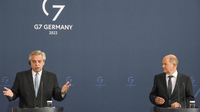 Fernández va a la Cumbre del G7 para advertir el impacto de la guerra