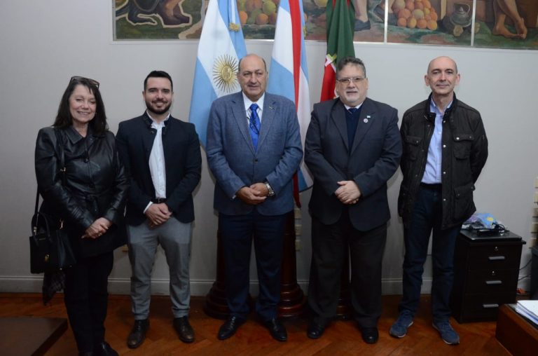 Francolini recibió a representantes de la feria termal más importante a nivel internacional