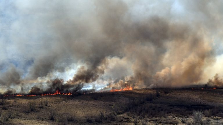 Hay tres focos de incendios en Entre Ríos