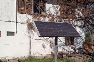 Instalarán energía solar en escuelas y edificios públicos
