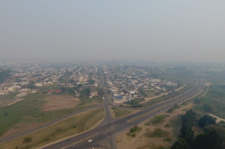 Santa Fe formalizó una denuncia por la quema de la isla que tapó de humo a Paraná