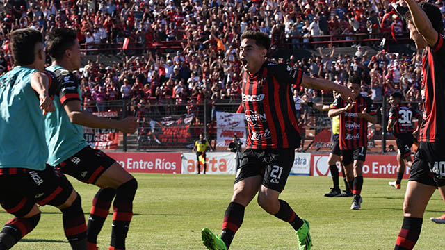 Patronato logró un triunfo resonante y sueña con quedarse en Primera