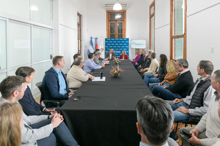 Bahl presentó una iniciativa para fomentar el trabajo del sector de la construcción