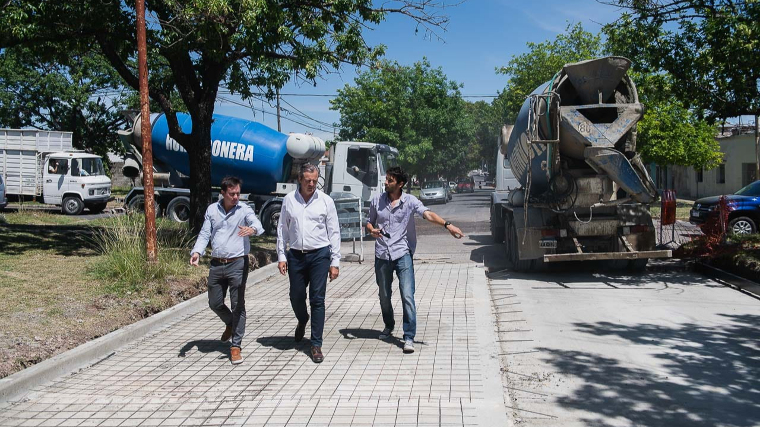 La Municipalidad recupera calle Santos Domínguez, una arteria clave para la movilidad en la ciudad