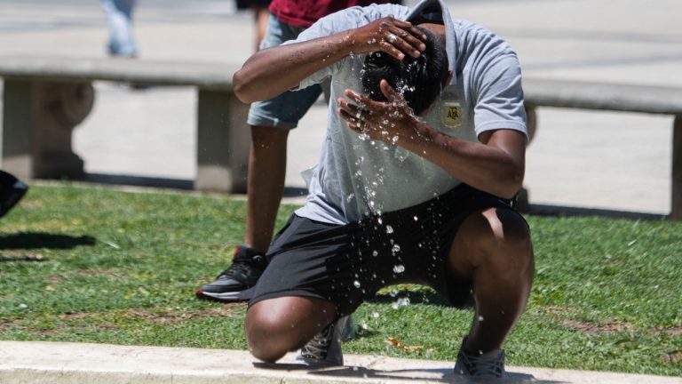 El calor no da tregua y hay 14 provincias bajo alerta amarilla