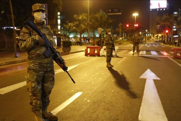 Perú: 18 muertos en protestas y toque de queda en Puno