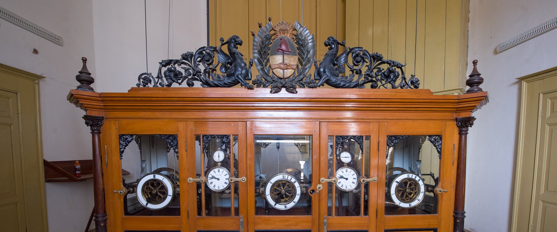 Con la puesta en valor de la cúpula y el reloj finalizan los trabajos de restauración en Casa de Gobierno