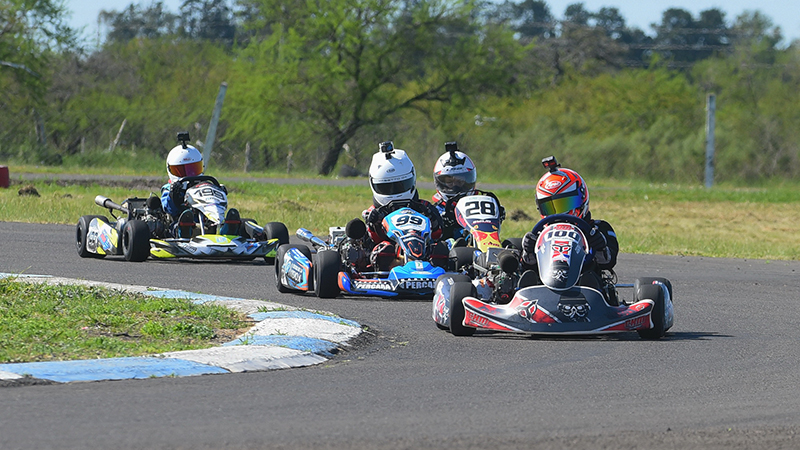 El Karting Entrerriano cumplió con la séptima fecha del año en Villaguay