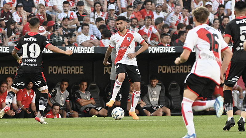 River empató y se clasificó a los cuartos de final en la Copa de la Liga