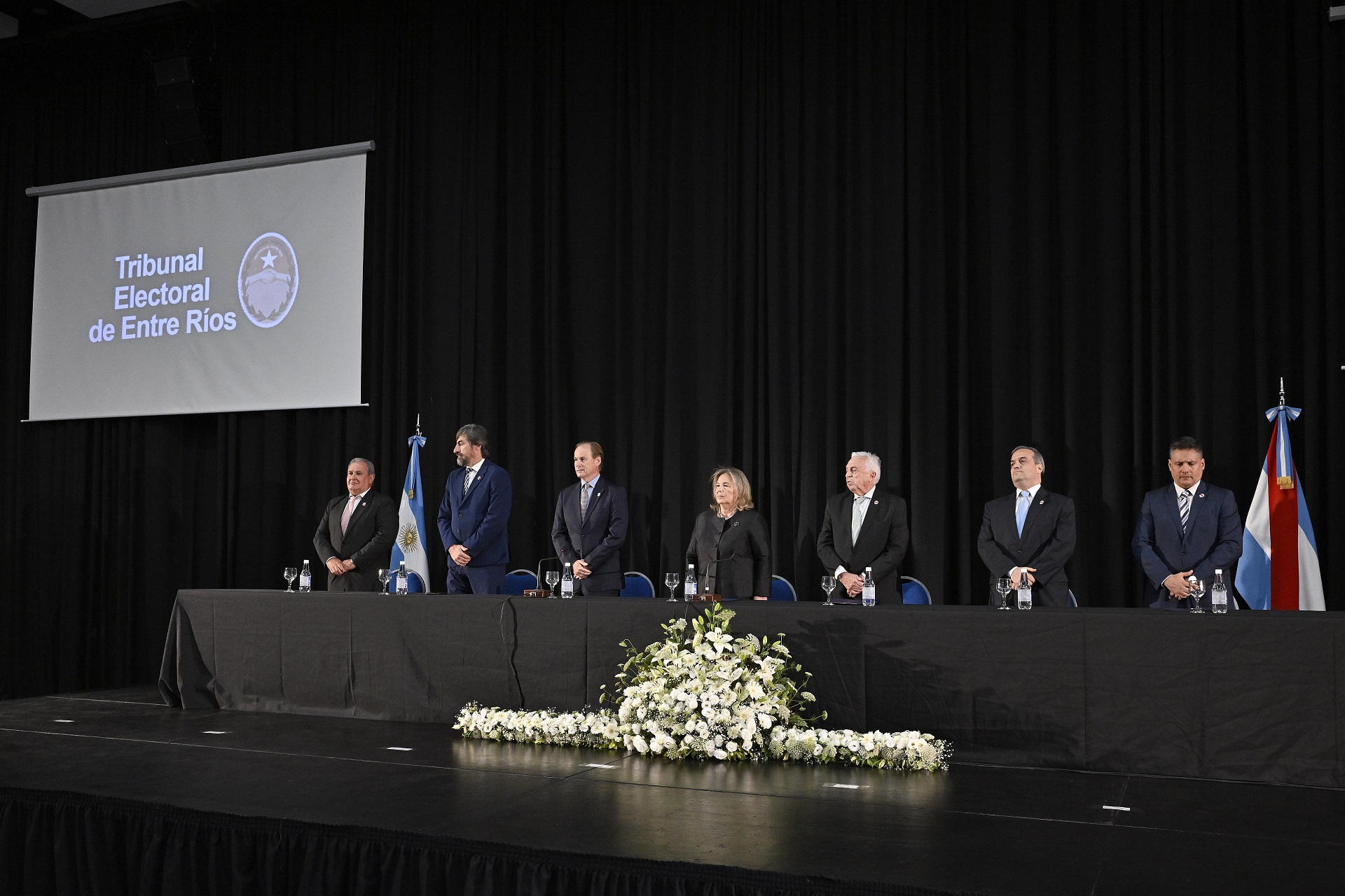 “Entre Ríos respeta profundamente los valores democráticos”, dijo Bordet en la proclamación de autoridades electas