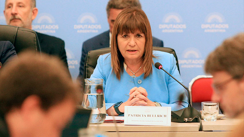 Bullrich anunció que retiran polémico artículo que limita reuniones de personas