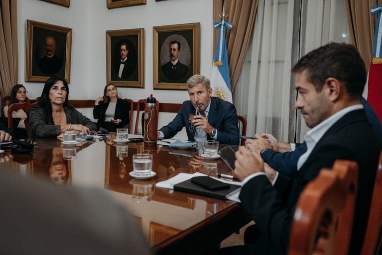 Salud Mental, vacunación y adicciones en la agenda de gabinete